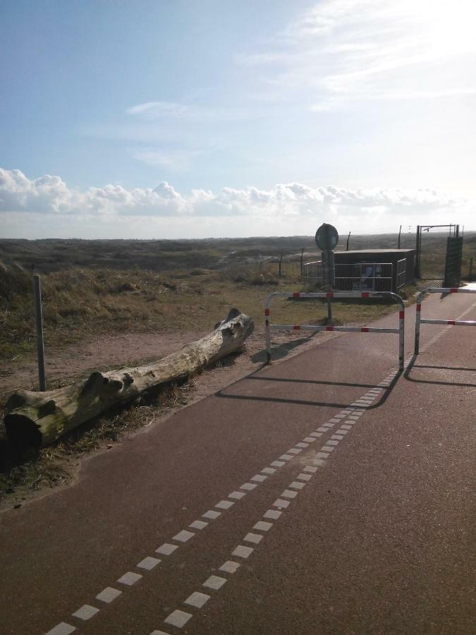 Studio South Beach With Garden And Free Parking Zandvoort Bagian luar foto